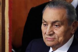 وفاة الرئيس المصري المخلوع حسني مبارك عن عمر ناهز 92 عامًا.